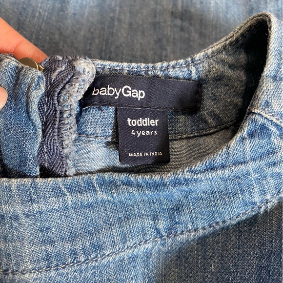 BABY GAP GIRLS DENIM DRESS TODDLER 4 YEARS OLD - Picture 3 of 3